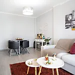 Gulbenkian Apartman *